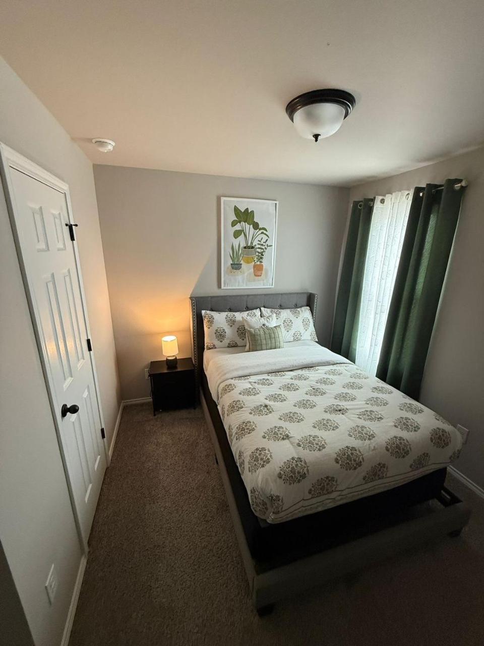 Gorgeous, Brand New 3 Bedrooms Home- Built 2024, Near Seaworld & Lackland Afb Сан Антонио Екстериор снимка